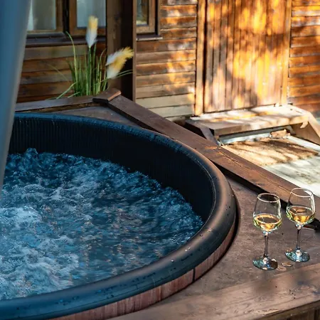 Lesna Sielanka Z Jacuzzi W Lesie Pod Gora Szczebel Relax I Sport シャレー *